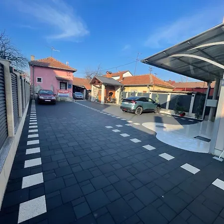 Bed & Coffee Lukas Apartament *