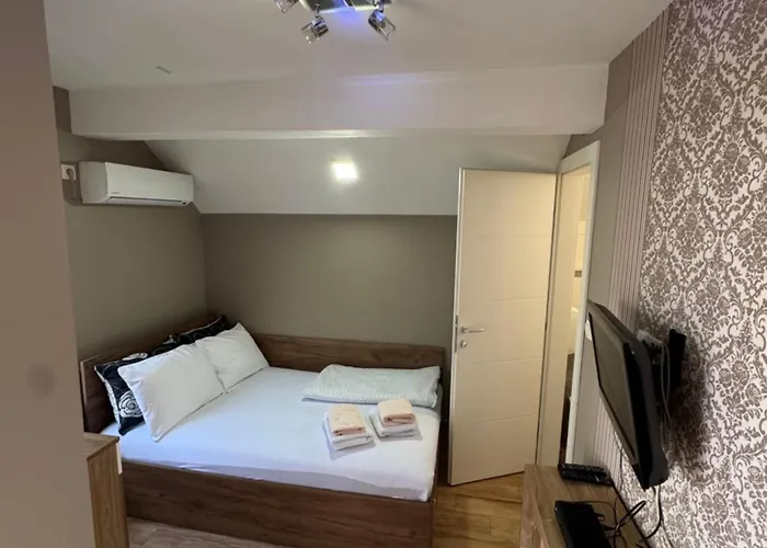 Bed & Coffee Lukas شقة Kruševac